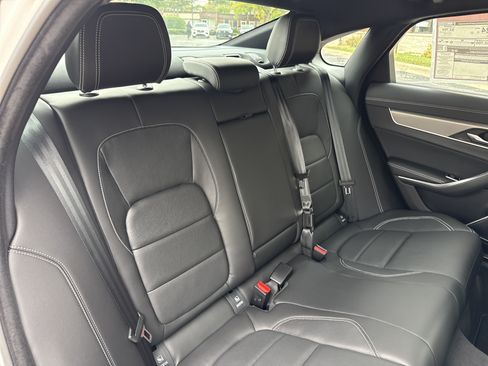Used 2024 Jaguar XF R-Dynamic SE AWD/4WD image 29