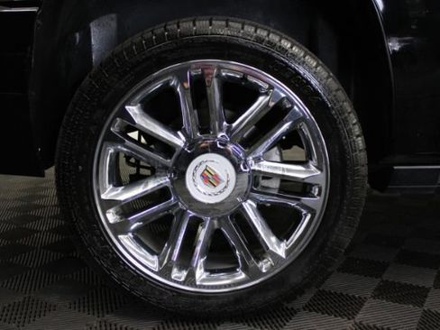 Used 2013 Cadillac Escalade Platinum AWD/4WD image 7