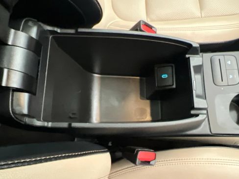 Used 2020 Ford Escape SEL AWD/4WD image 26