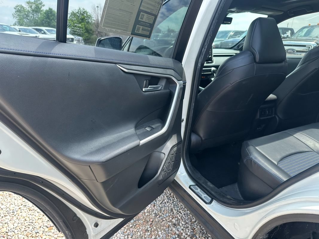 Used 2020 Toyota RAV4 XSE AWD/4WD image 29