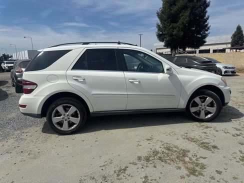 Used 2011 Mercedes-Benz ML 350 2WD image 4