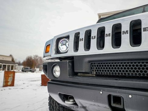 Used 2003 HUMMER H2 w/ Preferred Equipment Group AWD/4WD image 96