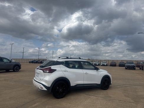 Certified 2023 Nissan Kicks SR w/ Exterior Package image 24