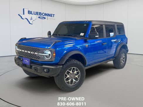 Certified 2025 Ford Bronco Badlands AWD/4WD image 1