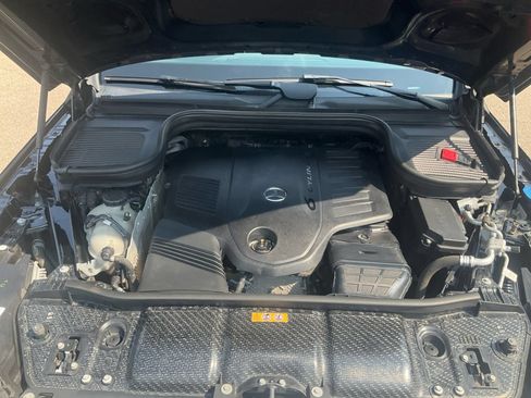 Used 2021 Mercedes-Benz GLS 450 4MATIC image 25
