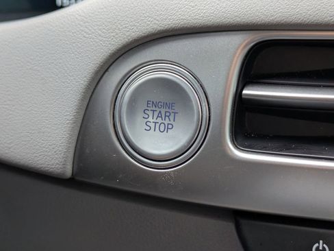 Used 2025 Hyundai Palisade SEL image 30