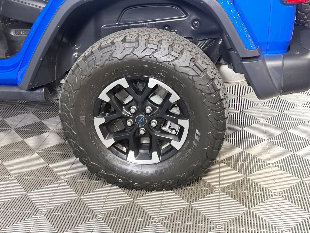 Used 2024 Jeep Wrangler Unlimited Rubicon 4xe AWD/4WD image 11