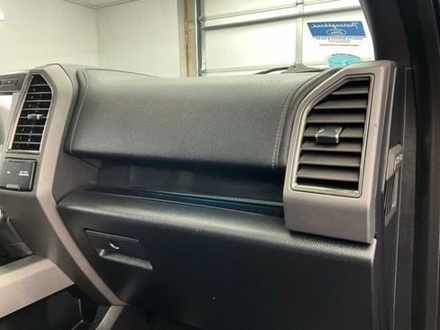 Used 2018 Ford F150 Raptor w/ Equipment Group 802A Luxury image 12