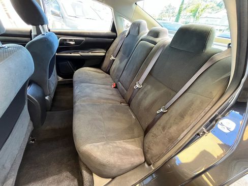 Used 2015 Nissan Altima 2.5 S w/ Special Edition Package FWD image 15