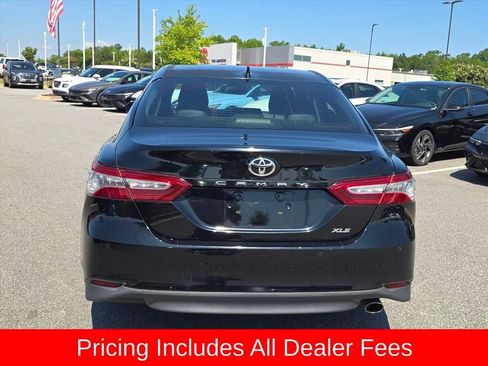 Used 2019 Toyota Camry XLE w/ Driver Assist Package FWD image 4