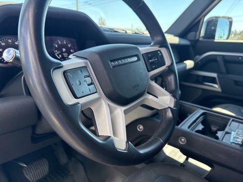 Used 2021 Land Rover Defender 110 S image 23