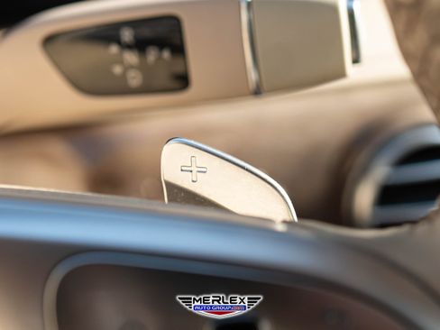 Used 2018 Mercedes-Benz S 560 Sedan image 26