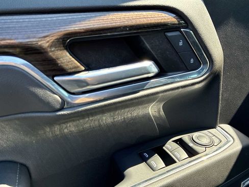 Certified 2022 Chevrolet Silverado 1500 RST w/ Convenience Package II image 23