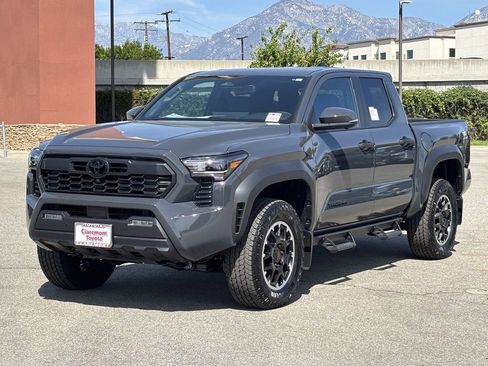 Used 2026 Toyota Tacoma TRD Off-Road w/ TRD Off Road Premium Package AWD/4WD image 26