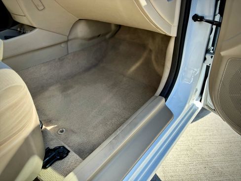 Used 2007 Hyundai Elantra GLS FWD image 40