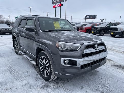 Used 2015 Toyota 4Runner Limited image 2