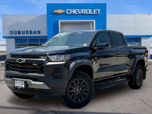 Used 2024 Chevrolet Colorado Trail Boss w/ Safety Package AWD/4WD image 1