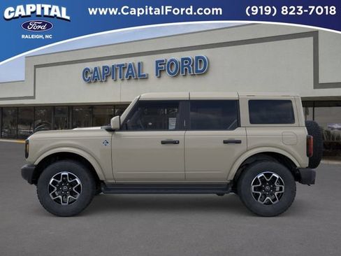 New 2026 Ford Bronco Outer Banks AWD/4WD image 3