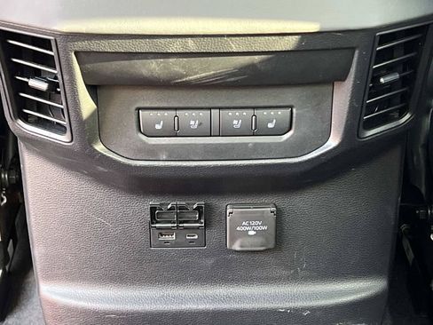 Used 2026 Toyota Tundra Platinum AWD/4WD image 16