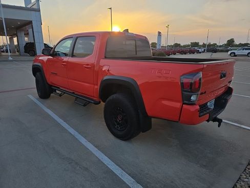 Used 2023 Toyota Tacoma TRD Pro image 2