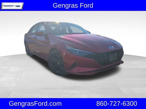 Used 2022 Hyundai Elantra SEL image 1