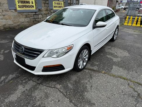 Used 2012 Volkswagen CC R-Line FWD image 2