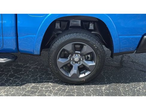 Used 2023 RAM 1500 Big Horn AWD/4WD image 11