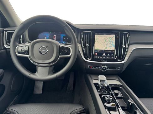 New 2026 Volvo V60 B5 Cross Country Ultra w/ Protection Package Premier image 25