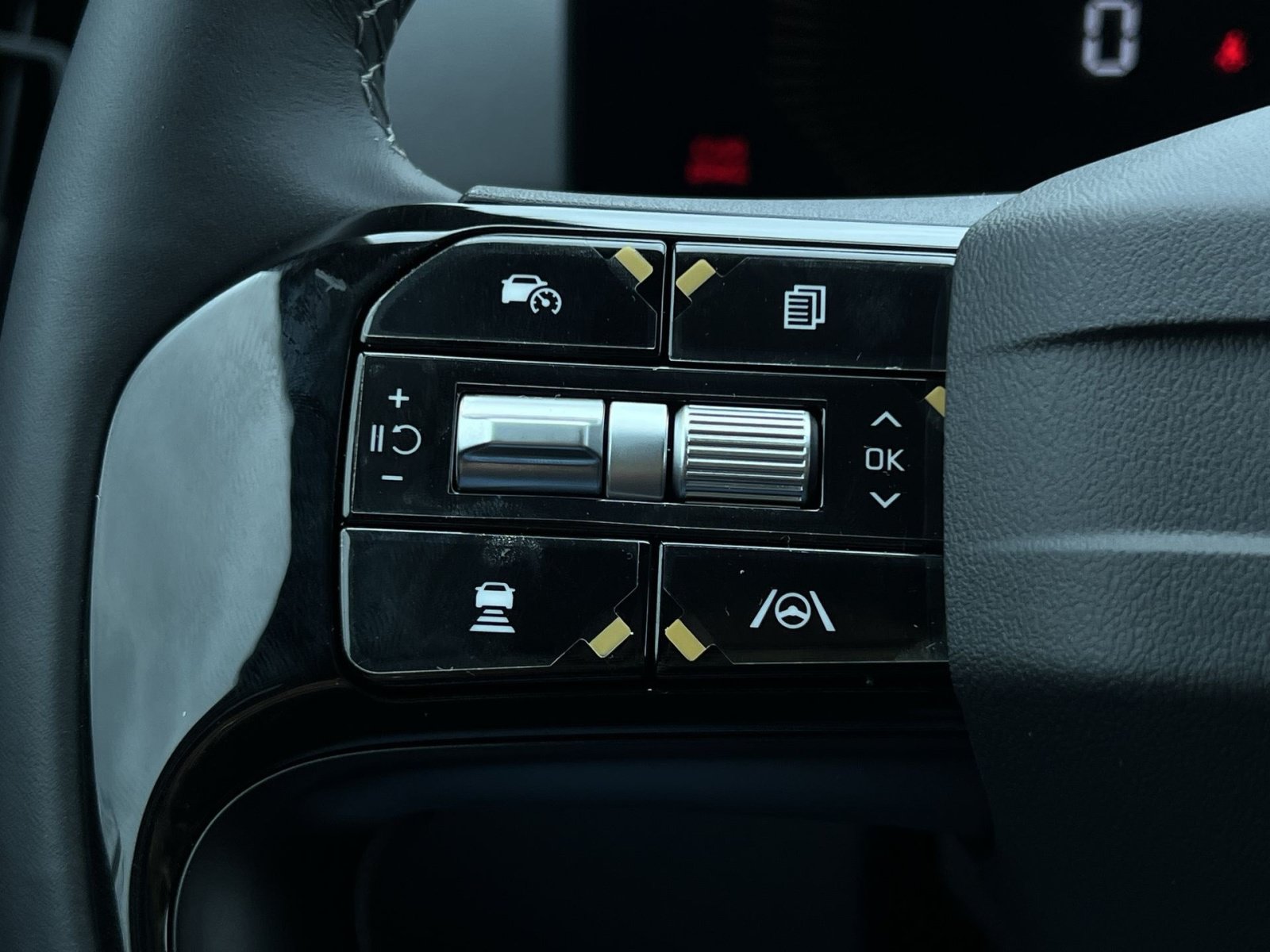 New 2026 Kia Sorento EX AWD/4WD image 22