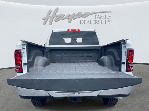 Used 2026 RAM 2500 Big Horn AWD/4WD image 7