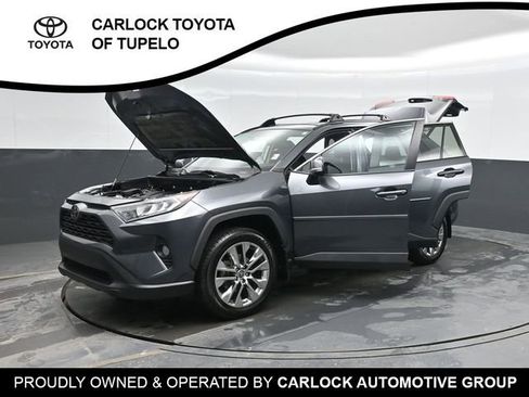 Used 2021 Toyota RAV4 XLE Premium image 51