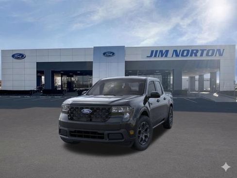 New 2026 Ford Maverick XLT w/ XLT Luxury Package FWD image 3