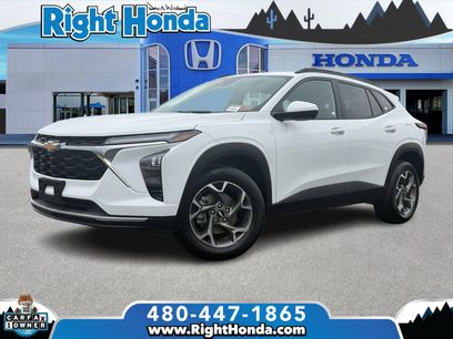 Used 2025 Chevrolet Trax LT