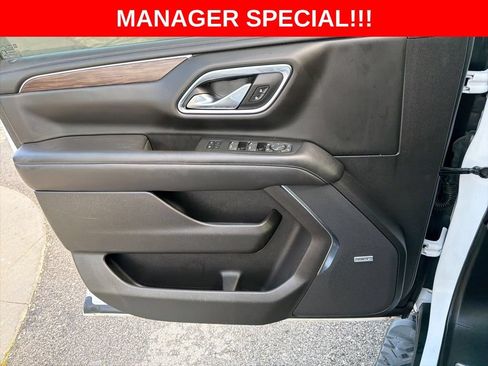Used 2021 Chevrolet Tahoe Z71 w/ Z71 Signature Package AWD/4WD image 38