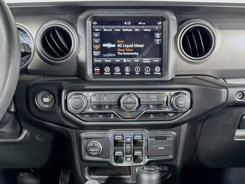 Used 2023 Jeep Wrangler Unlimited w/ Sun & Screen Package AWD/4WD image 11