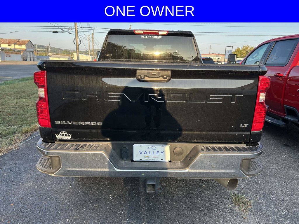 Used 2025 Chevrolet Silverado 2500 LT w/ Convenience Package AWD/4WD image 4