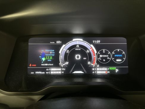 Used 2025 Toyota Sequoia SR5 w/ SR5 Premium Package AWD/4WD image 21