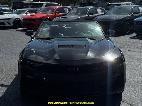 Used 2019 Chevrolet Camaro SS RWD image 12