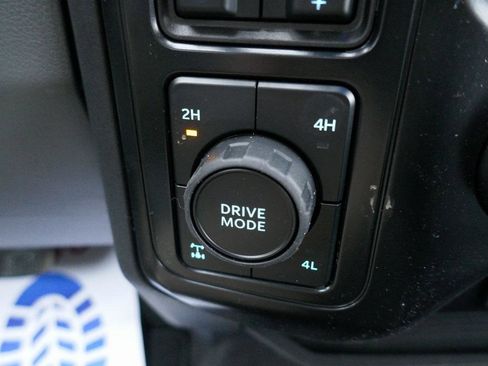 New 2026 Ford F250 XLT w/ XLT Premium Package image 25