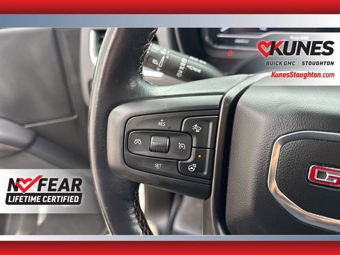 Used 2022 GMC Yukon AT4 image 29