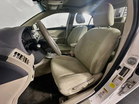 Used 2012 Toyota Corolla LE w/ Premium Pkg FWD image 13