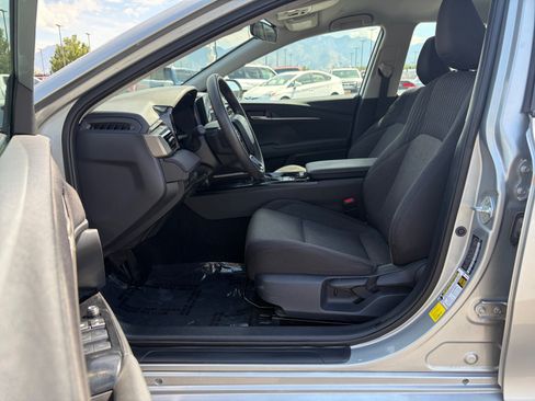 Used 2025 Toyota Camry LE FWD image 11
