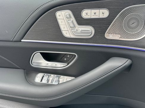 New 2026 Mercedes-Benz GLE 53 AMG 4MATIC image 11