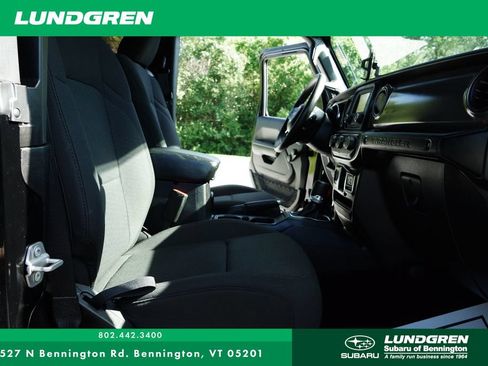 Used 2021 Jeep Wrangler Sport AWD/4WD image 9