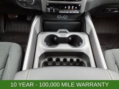 New 2026 RAM 1500 4x4 Crew Cab image 19