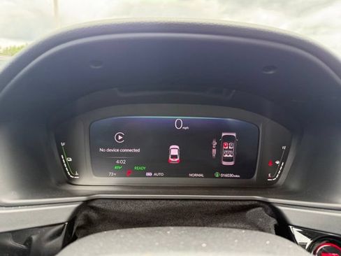 Used 2024 Honda Accord Touring image 6