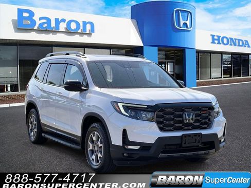 Used 2022 Honda Passport TrailSport image 1