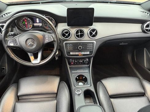 Used 2018 Mercedes-Benz GLA 250 image 13