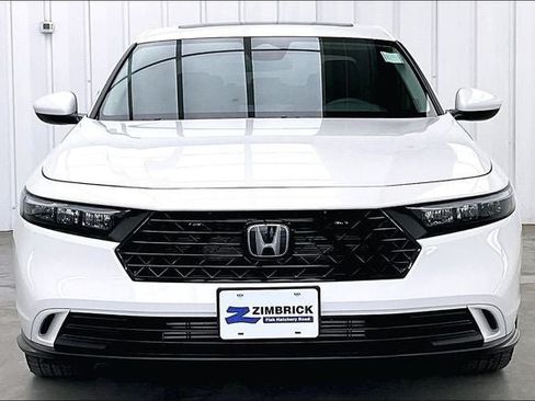 Certified 2024 Honda Accord EX image 3