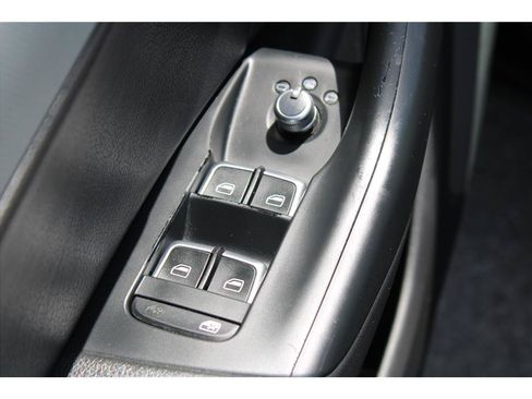 Used 2015 Audi Q3 2.0T Premium Plus AWD/4WD image 14